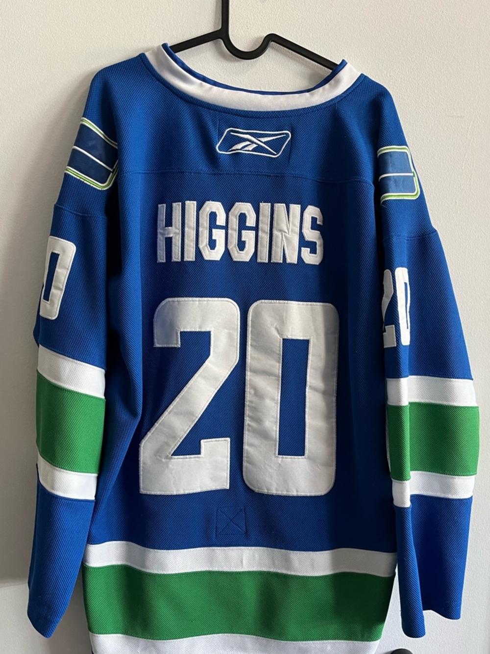 Vancouver Canucks Reebok Hockey Jersey Chris Higgins #20 Size 48